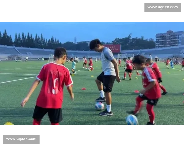 川超:乐山主场 2-0 擒雅安 张毅胡鸿潇建功 川超:乐山主场 2-0 擒雅安 张毅胡鸿潇建功