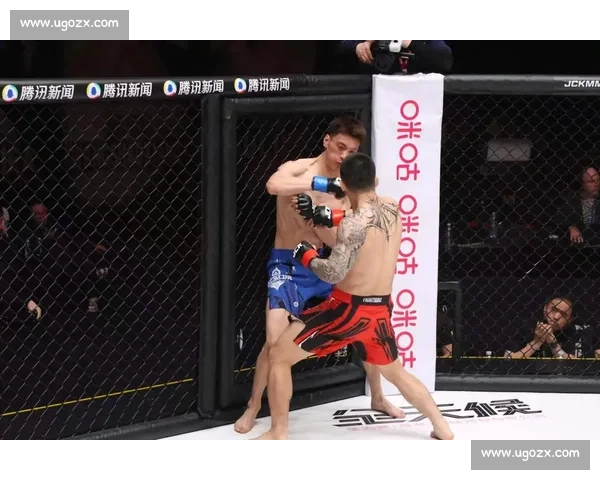 罗比劳勒对决牛仔经典硬汉之战重燃八角笼热血传奇拳拳到肉巅峰回合